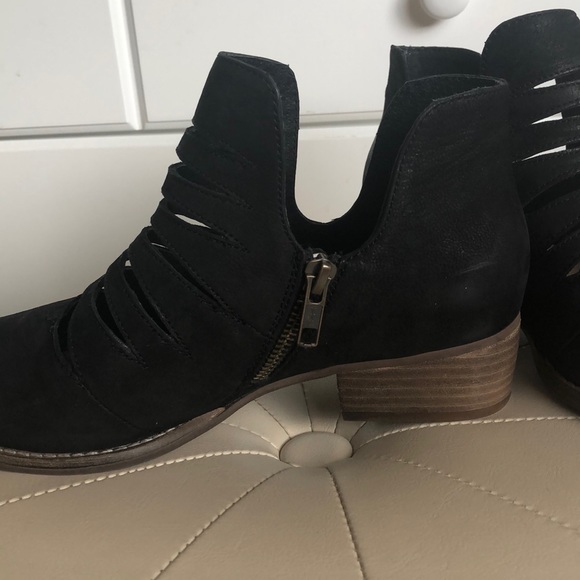 Booties - Picture 3 of 5